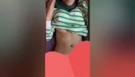 Fit vucudu dar amcığı ile sikiş esnasına amatör olsa da öğrenmek isteyen Türbanlı köylü kızı