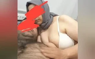 Gavat abi karısını bize paylaşmış