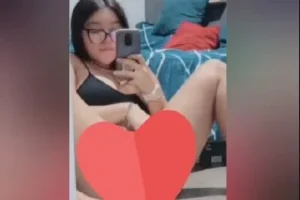 Gözlüklü Seksi Hatun