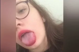 Kayserili Funda kendisi çok çıtır ve 20 yaşında(50+ Foto ve Video)