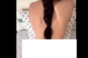 Niye Öyle Bakıyorsun?