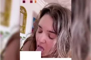 sa*so çekip s*kt*riyor