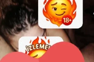 Sevgilisini arkadaşı ile paylaşan genç foto ve videolu içerik