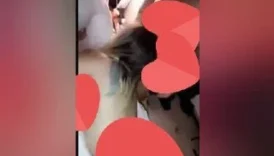 Siyah saçlı grup azgını Türk seksi kevaşe kankalarını o gün evinde grup sikişe topluyor