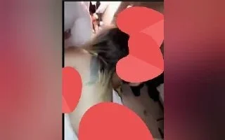 Siyah saçlı grup azgını Türk seksi kevaşe kankalarını o gün evinde grup sikişe topluyor