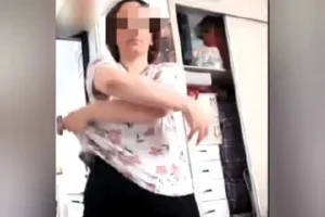 Soyunma hatunun yeni videosu eklendi