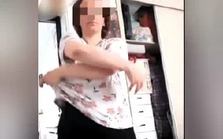 Soyunma hatunun yeni videosu eklendi