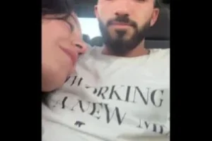 Ünili Hatunu Çeşitli Yerlerde Götürüyor